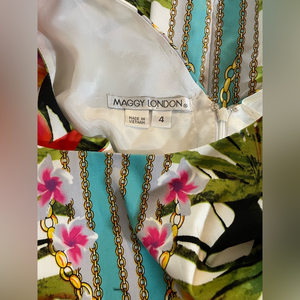 Maggy London Floral Chain Print Fit & Flare Dress Size 4 Women’s Bright and Bold - Picture 3 of 4